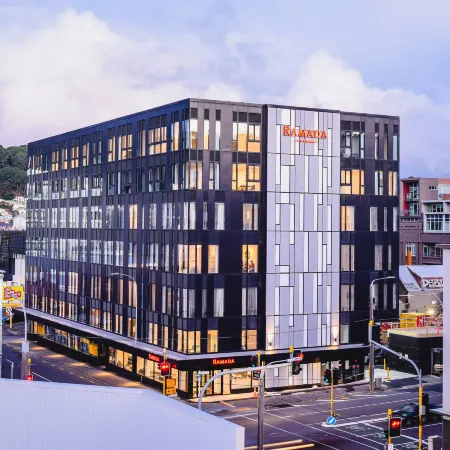 Ramada by Wyndham Wellington Taranaki Street Отели рядом с достопримечательностью «Гора виктория»