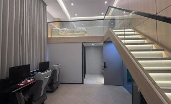 Lucid E-sports Hotel