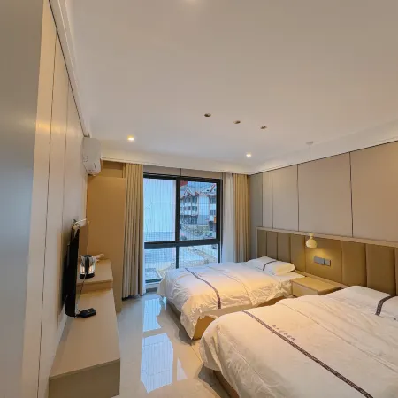 Fanhuaju Homestay