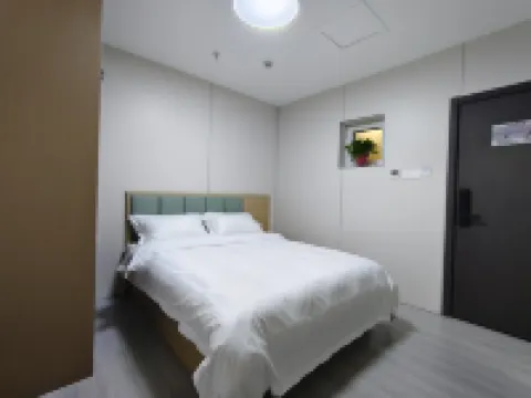 Dandong Dantie Business Hotel