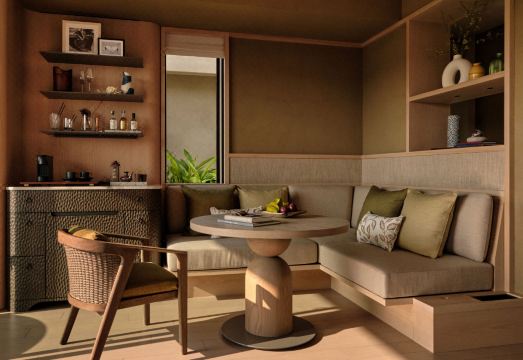 로즈우드 미야코지마의 풀사이드 바