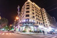 Junyi Hotel (Nankang District, Ganzhou Night Market Street) Hotel di Ganzhou