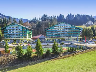 Alpine Club Resort