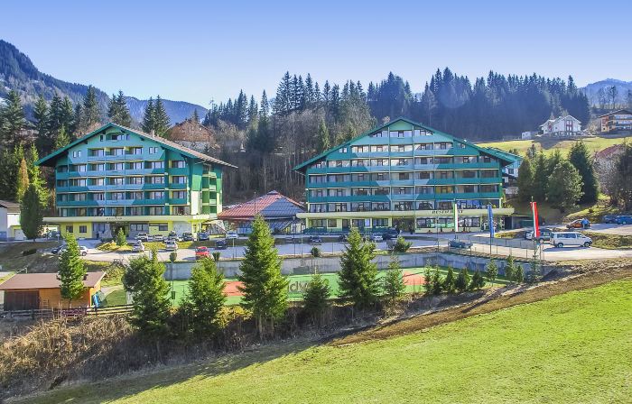 Alpine Club Resort