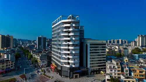 Haiyi International Hotel Huaiji - Parkering