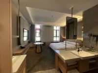 Xia Ta Hot Spring Ecological Hotel