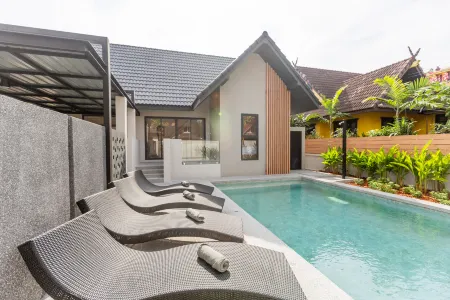 Hey! Lanna - Chic 3-Bedroom Oasis with Pool! Отели в г. Ханг Донг