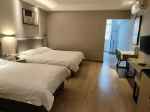 Yangguang Hotel Hotels in Pinghe