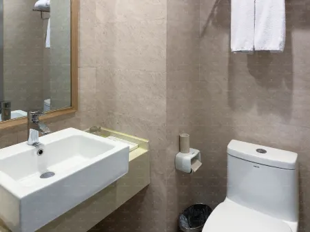 Love E-sports Hotel (Haimen Commercial Pedestrian Street Branch) Отели рядом со станцией Haimen Railway Station