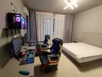 Jijing E-Sports Hotel (Guilin Two Rivers And Four Lakes University of Technology)
