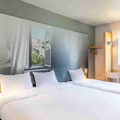 B&B Hotel Poitiers 1 Futuroscope Rooms