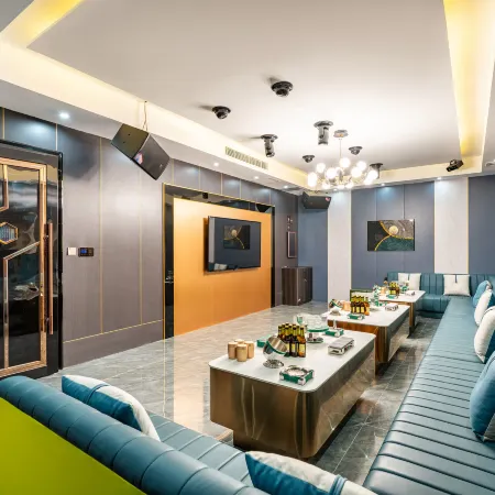 Courle Fontainebleau International Hotel