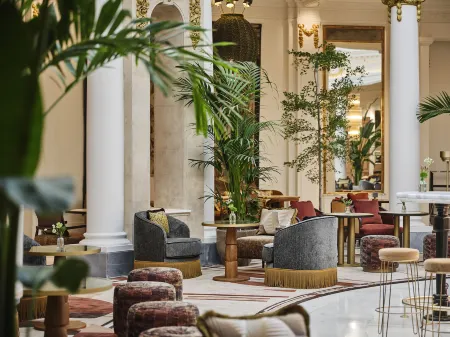 The Palace, a Luxury Collection Hotel, Madrid Отели рядом с достопримечательностью «Королевский ботанический сад Мадрида»