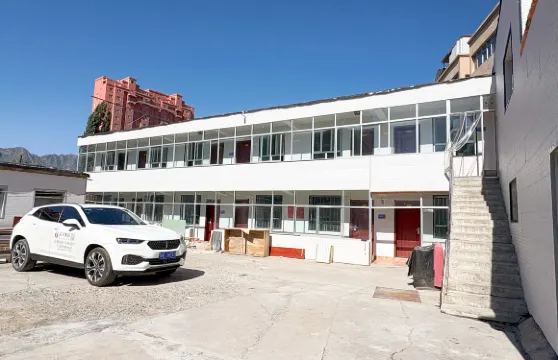 尼勒克呈祥賓館