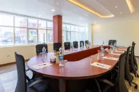 Hotel Classic Plaza Hotels in Bahuari