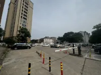Yilong Yitang Hotel (Xianju Passenger Transport Center) - Parkering
