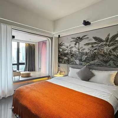 Light·Fuguang Apartment (Fuzhou Financial Street Wanda) Hotels near The Minjiang River