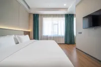 Urumqi Ruitian Grand Hotel Hotel dekat Yashan Nomadic Field