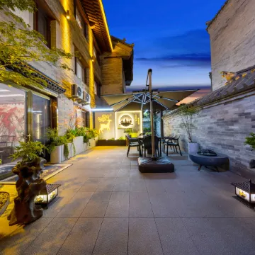 Fenghaiquelou Courtyard (Datong Ancient City Daiwangfu Store)