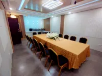 Park Land Suites & Restobar