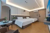 Shanwei Yuhai Yuehuanpeng Boutique Stay (Ermalu Food Street) - Mountain view