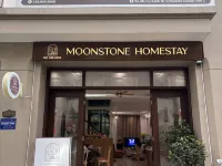 Moonstone Homestay and Cafe - Vinhomes Ocean Park 2 Hotels in Van Giang District