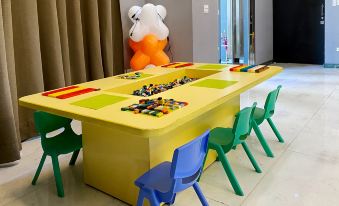 CHECK inn SELECT Hualien LinSen