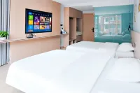 Muyi Mountain Residence Smart Hotel (Siguniang Mountain Style Street) Отели в г. Сиаоцзинь