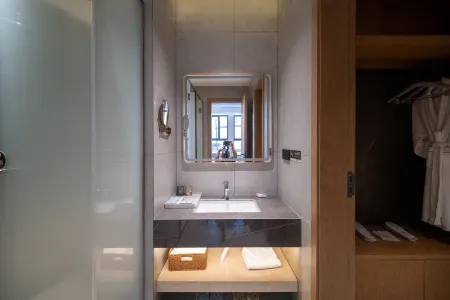 Jiuqiyuan Grand Hotel