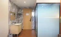 Guhe Selected Smart Hotel (Liaoning Provincial People's Hospital Wuaimarket)