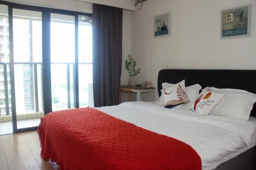 Xiaoshiguang Apartment (Zhanjiang Jinshawan Seaview Promenade)