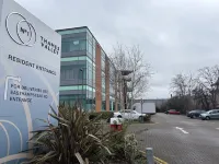 Studios in Central Bracknell, 30mins from London