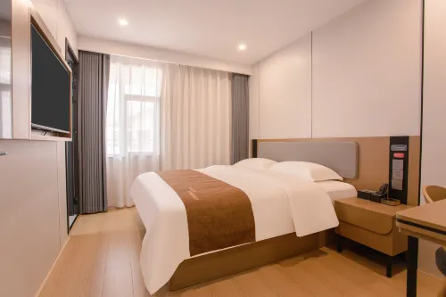 Junyijiudian Hotels in Qianyang