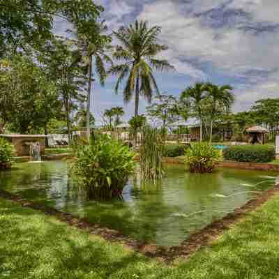 Samanea Beach Resort & Spa Hotel Exterior