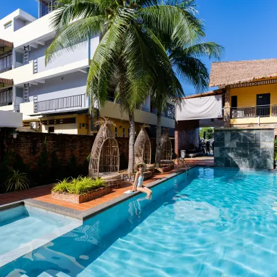 Motive Cottage Resort Hotels near Khuk Khak Beach - หาดคึกคัก