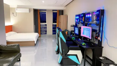 Shaoxing Daqi E-sports Hotel (Century Plaza) Hotels in Paojiang Economic and Technical Development Area