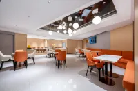 World Hotel (Jinan Erhuan East Road Hualong Road Branch) - pet friendly