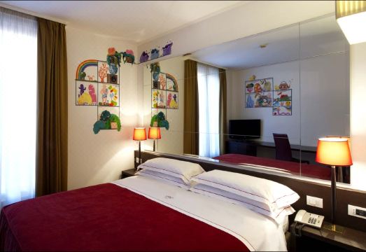 볼로냐 호텔 내부 인테리어