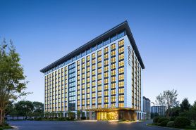Atour Hotel Anyang - Wanda Plaza Guangming Road
