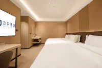 Feiduo Hotel (Yingtan Railway Station Kaihang Shopping Plaza Store)