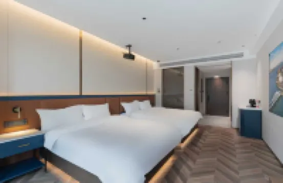 Qingdao Landuo Hotel (Huangdao Golden Beach Holiday Resort)