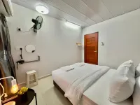 Spacious 2 Storey Homestay Tanjung Bungah 25pax by 3C / Evergreen Corner Tanjung Bungah