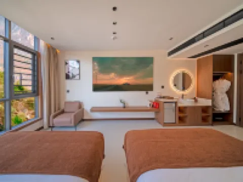 Jingshang Yunqi Hotel (Luodian Daxiao Well) Hotels in Luodian