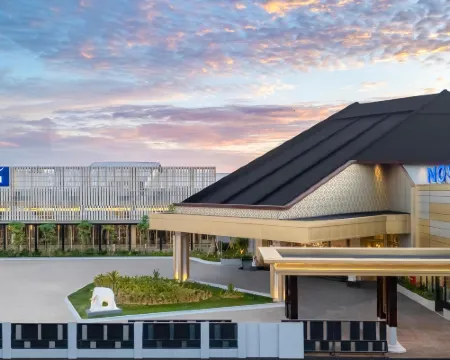 Novotel Pontianak Convention Centre Hotels in Benua Melayu Darat