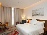 Jasmine Garden Hotel Hotels near Heraa International Mall
