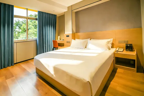 Rongxin Holiday Hotel