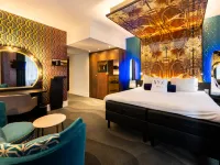 NYX Hotel Amsterdam Rembrandt Square Hoteles cerca de Museo Van Loon