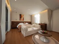Dianyiyuan Homestay (Kunming Dianchi Lake Haigeng Dam) Hotels near Dragon Gate