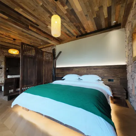 Xingyi Qiaogu Daoshe Homestay