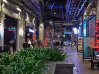Grand Charis Hotel Hoteles cerca de Centro Comercial IKEA